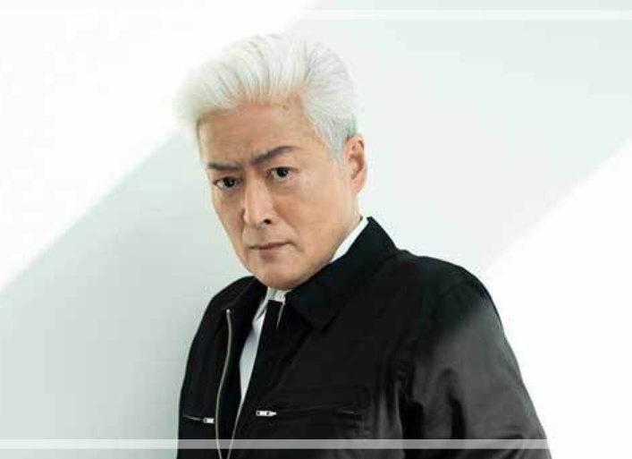 白髪の陣内さん