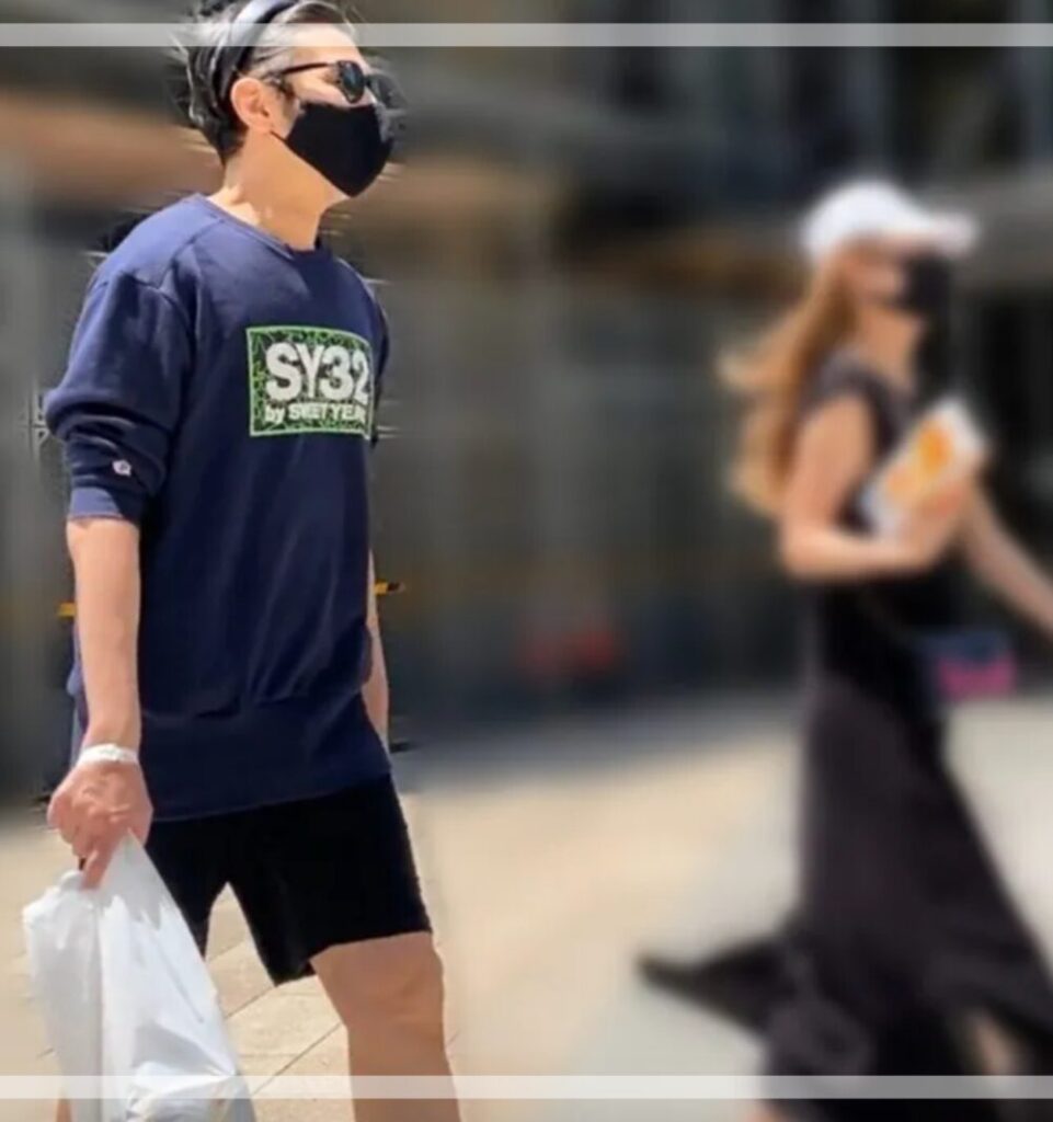 袴田とスタイルの良い妻